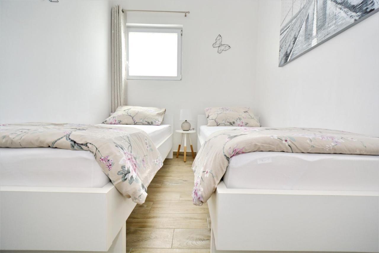 Holiday Home Paulin Obrovac Kültér fotó